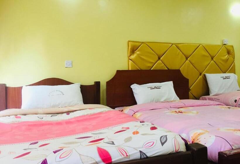 اتاق سوپریور با چشم‌انداز باغ, Vienna Woods Hotel Nakuru