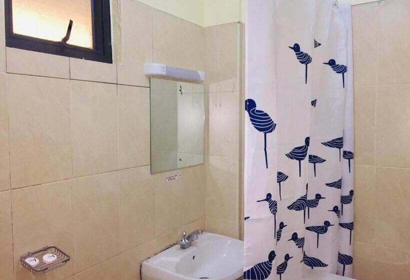 اتاق استاندارد, Vienna Woods Hotel Nakuru