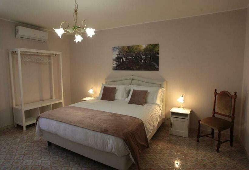 חדר דלוקס, Relais Del Borgo