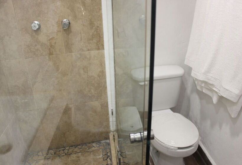 디럭스 룸, Celin