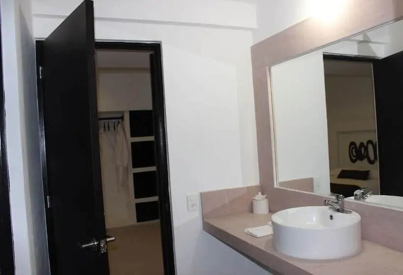 سوییت جونیور, Celin