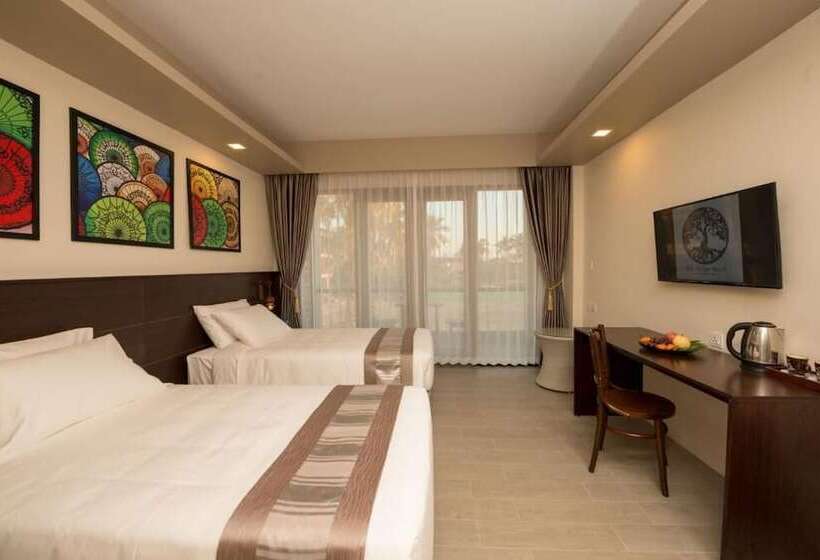 اتاق لوکس با چشم‌انداز دریا, The Village Resort