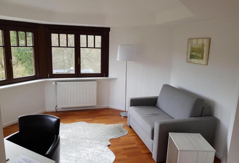 套房, Oberwaldhaus