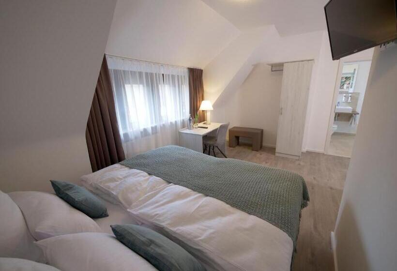 小型套房, Oberwaldhaus