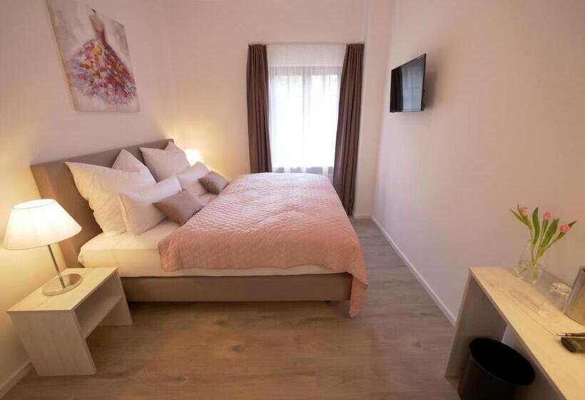 标准间, Oberwaldhaus