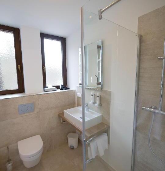 套房, Oberwaldhaus