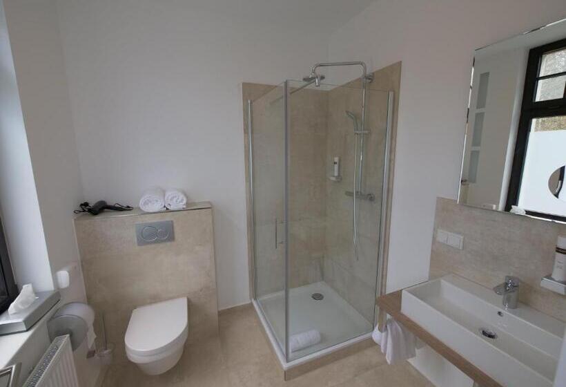 套房, Oberwaldhaus