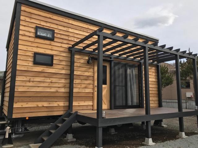 豪华三人间, Tiny House Hotel Moritabby