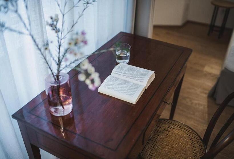 Апартаменты 1 Спальня с Балконом, Kuntino Suites