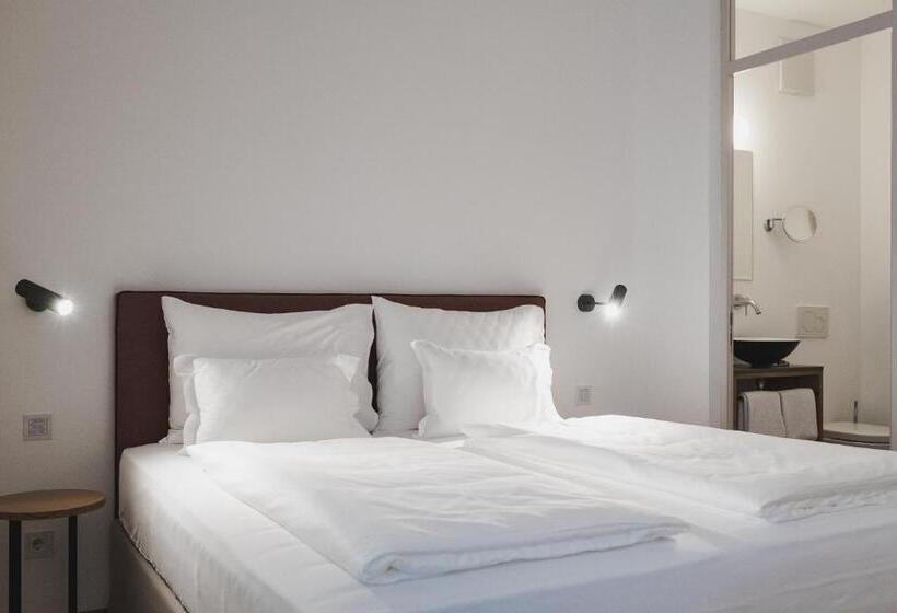 آپارتمان 1 خوابه با بالکن, Kuntino Suites