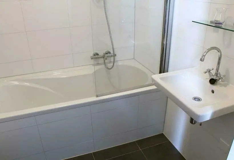 اتاق استاندارد, B&b Utrecht Domkwartier