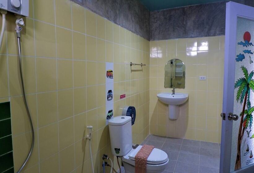 标准间, Suwanna Riverside