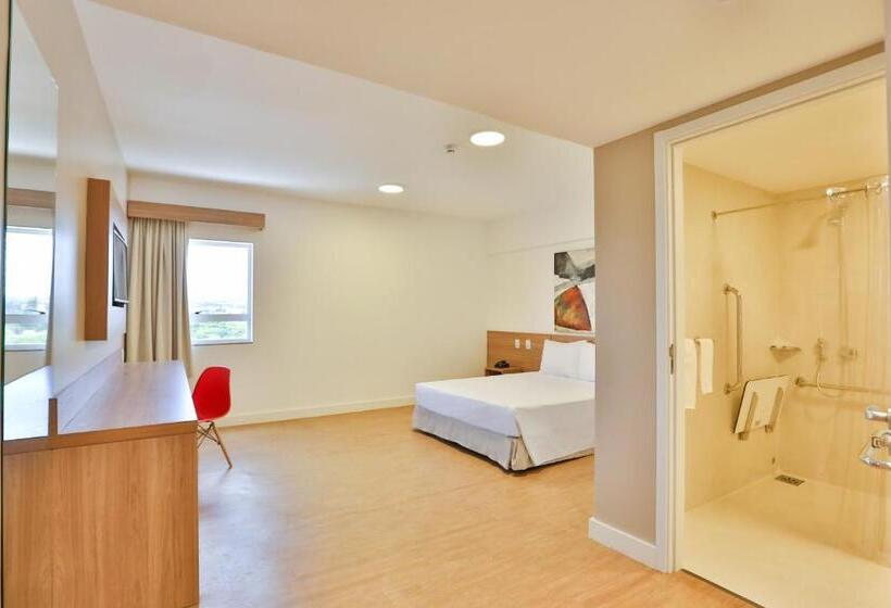 장애인을 위한 스탠다드 룸, Blue Tree Jaguariuna