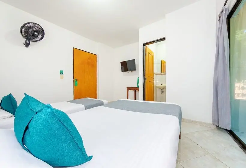 اتاق استاندارد, Ayenda 1228 Balcones De La 70