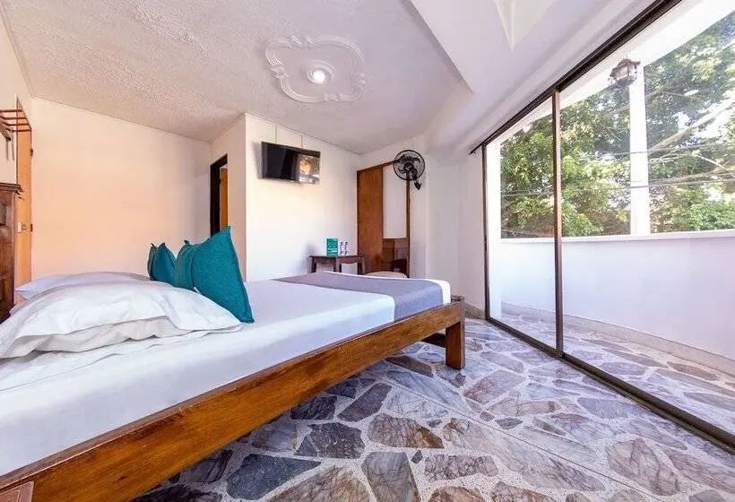 اتاق استاندارد یک نفره, Ayenda 1228 Balcones De La 70