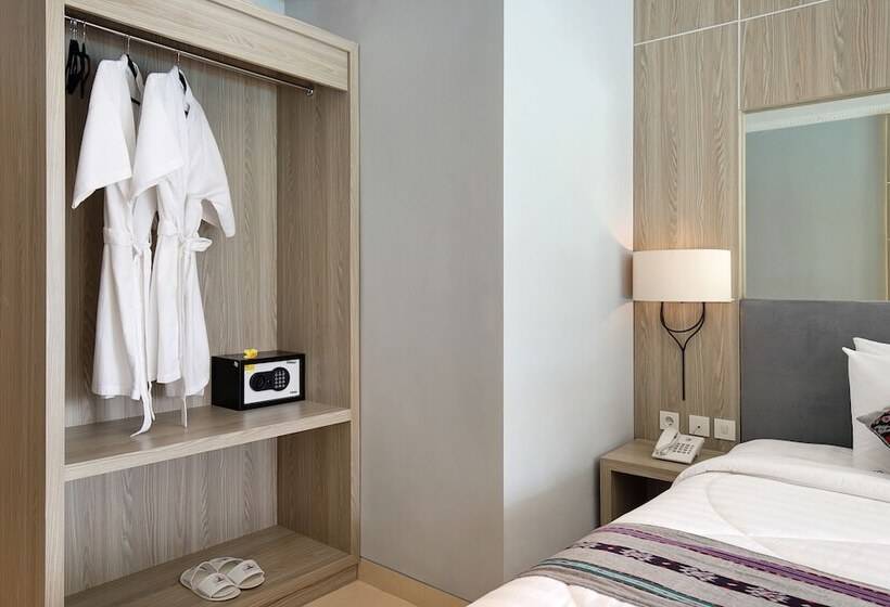 Люкс с Балконом, Kubu Gwk Resort