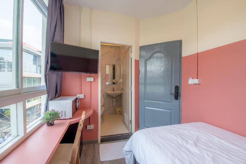 اتاق استاندارد یک نفره, Spacy Bkk