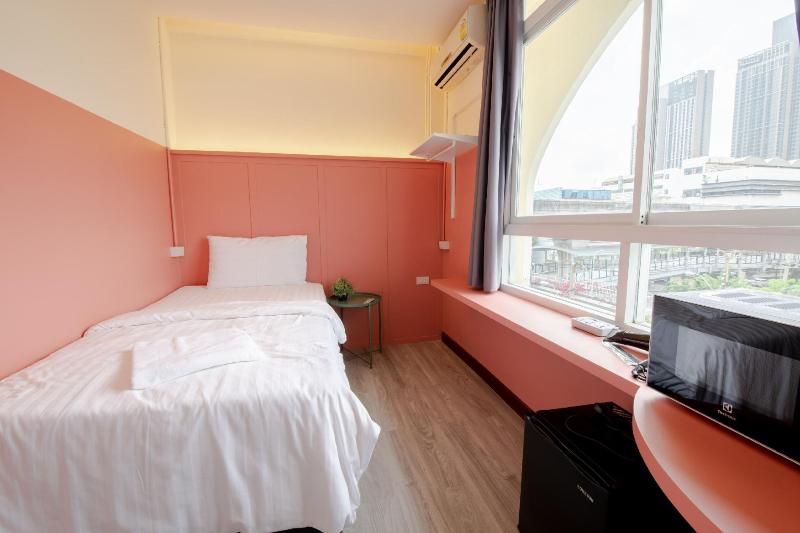 اتاق استاندارد یک نفره, Spacy Bkk