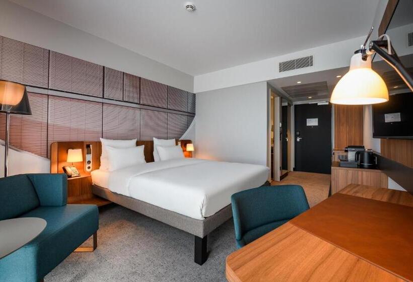 Номер Superior, Novotel Regensburg Zentrum
