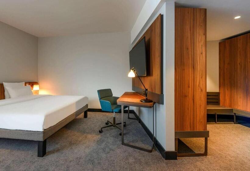 Номер Executive, Novotel Regensburg Zentrum