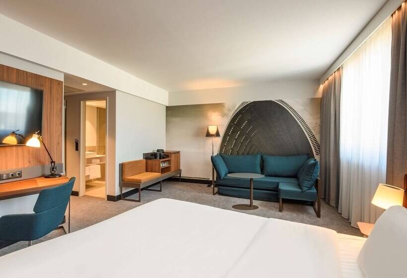 Номер Executive, Novotel Regensburg Zentrum