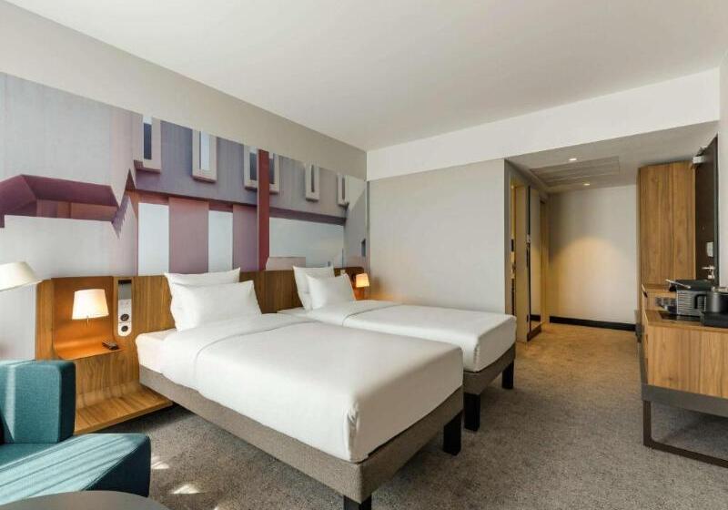 اتاق استاندارد برای معلولان, Novotel Regensburg Zentrum