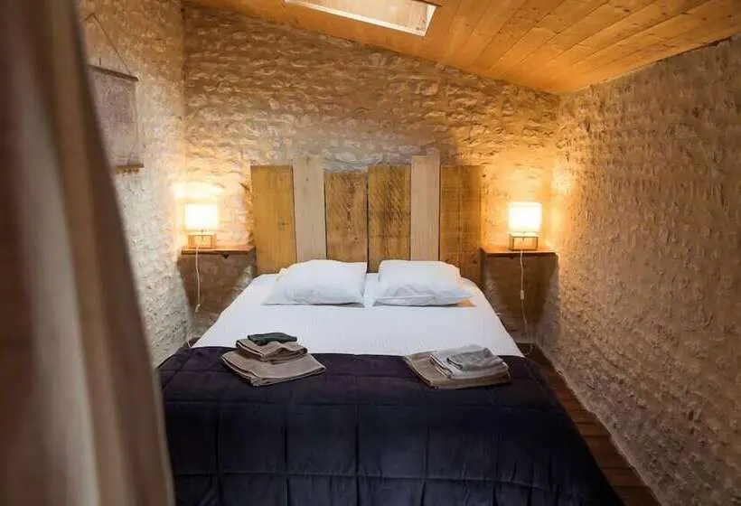 Perhehuone, Têtes à L Air