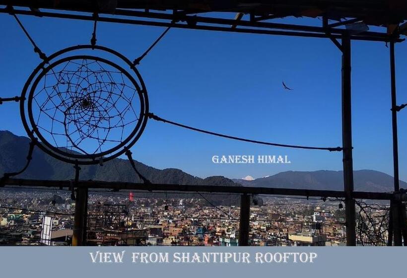 اتاق عادی, Planet Nomad Hostel