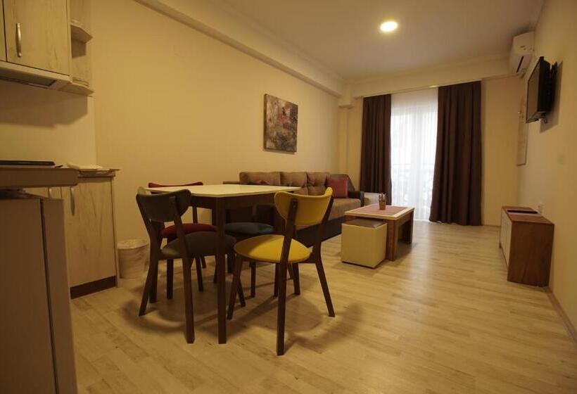 آپارتمان 1 خوابه, Boulevard Apartments