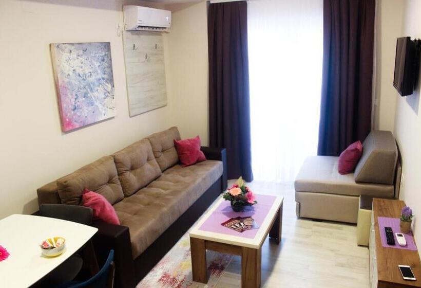 آپارتمان 1 خوابه, Boulevard Apartments