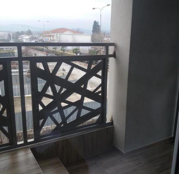 اتاق استاندارد سه نفره, Boulevard Apartments