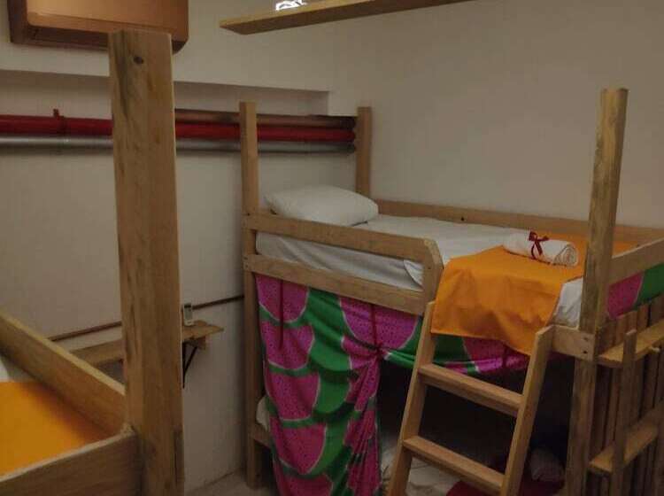 سرير فى غرفة مشتركه, Hostel Morenita Linda