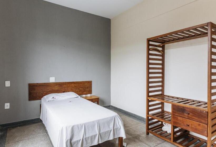 Quarto Estandar Individual, Líder