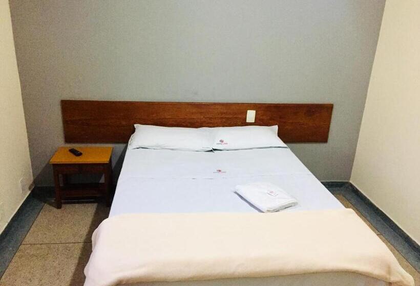 Quarto Estandar, Líder