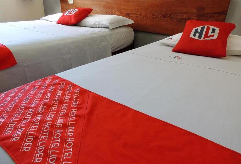 Quarto Triplo Estandar, Líder