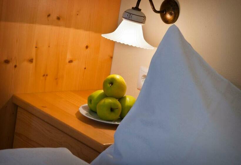 חדר סטנדרט, Weingut Klosterhof