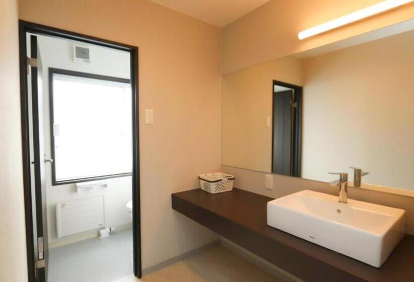 침실 1개 아파트, Kamuy Rera