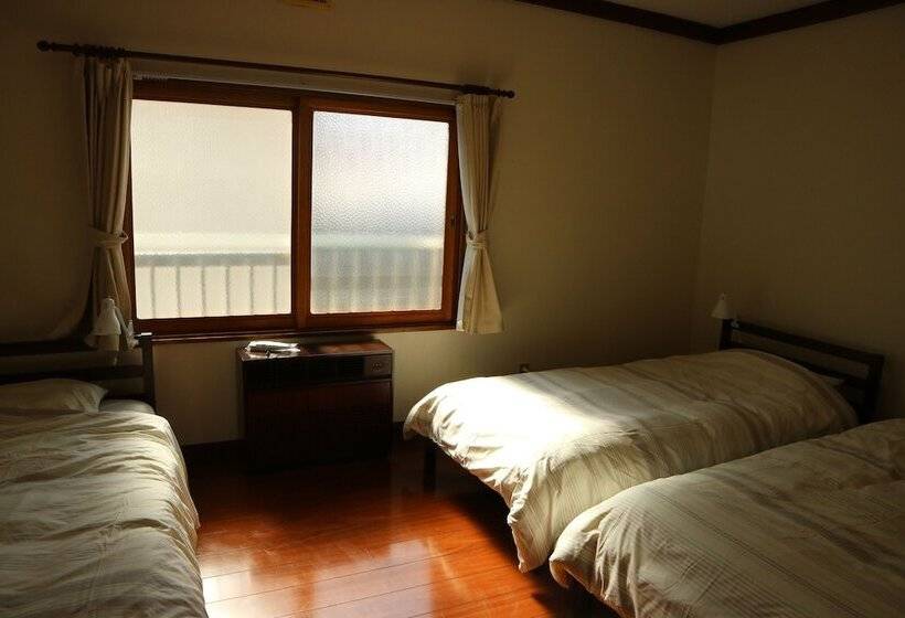 Кровать в Общей Комнате, Hostel Jumpu Manpan