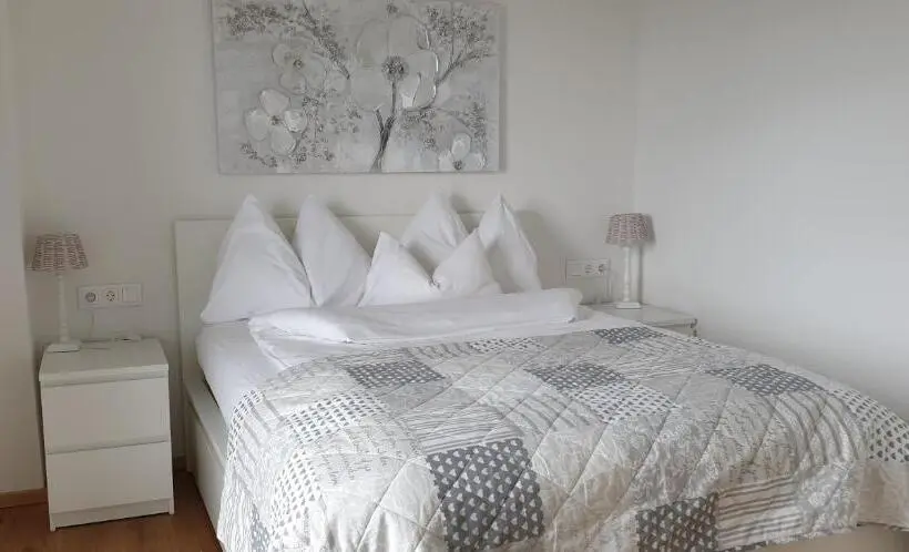 テラス付き１ベッドルームアパートメント, Bed And Breakfast Mittelkärnten