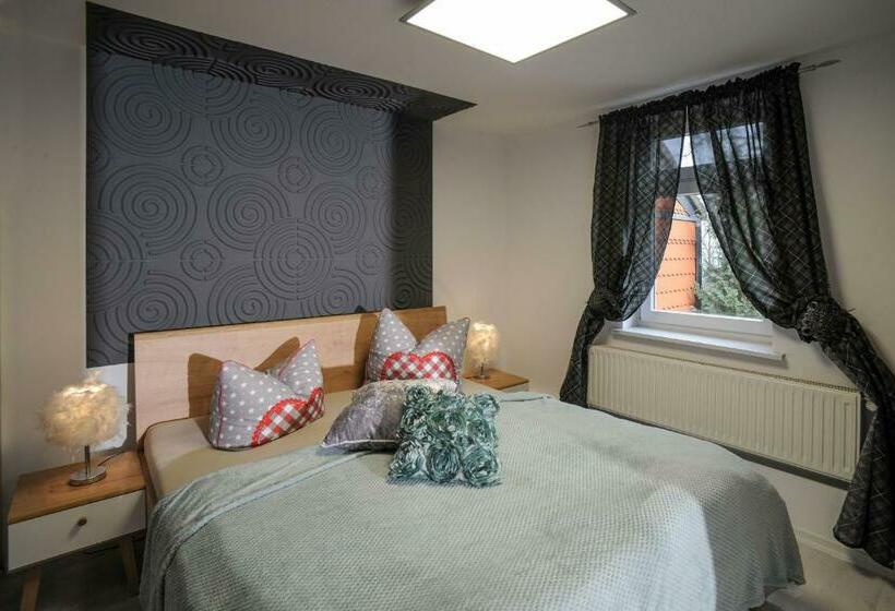 デラックスルーム, Designpension Traumschloss Hotel Garni