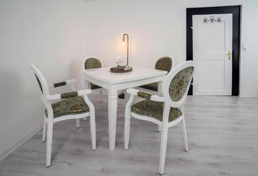 スーペリアの4人部屋, Designpension Traumschloss Hotel Garni