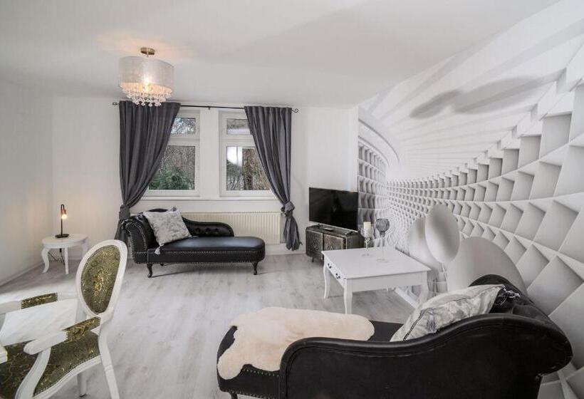 スーペリアの4人部屋, Designpension Traumschloss Hotel Garni