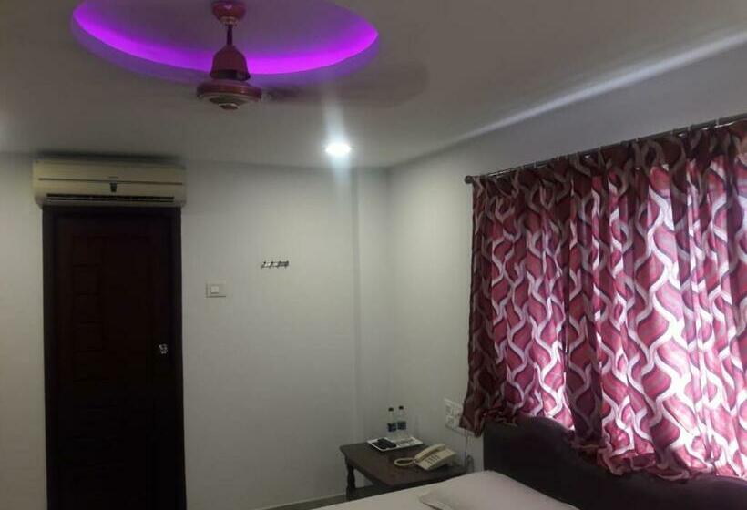 Номер Deluxe, Ramco Residency A/c