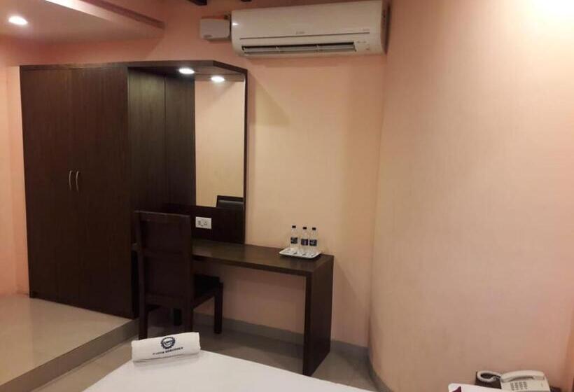 Трехместный Президентский, Ramco Residency A/c