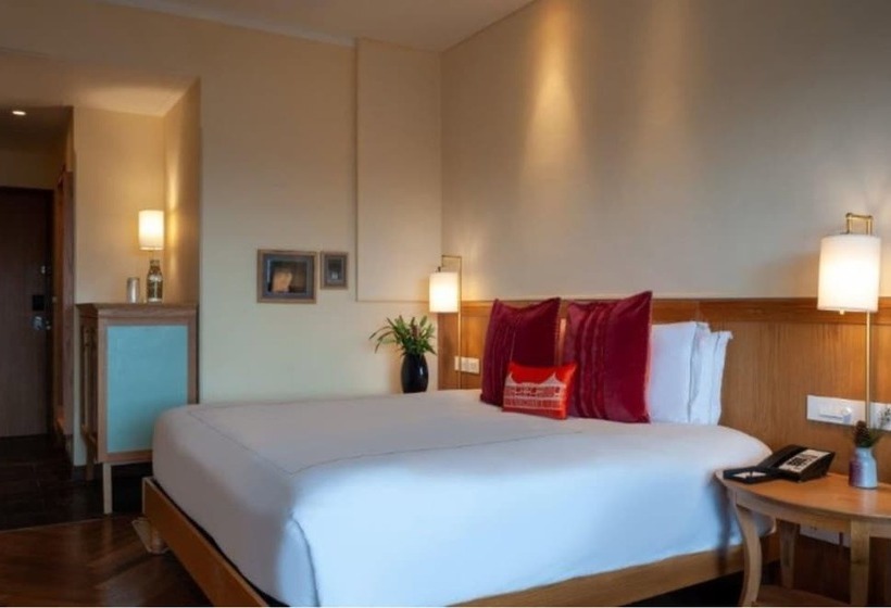 غرفة ديلوكس داخلية, Taj Theog Resort & Spa Shimla
