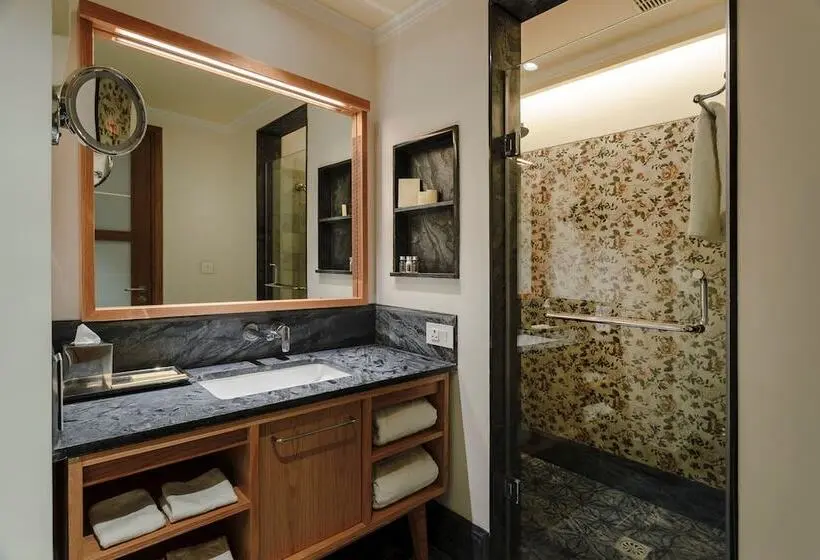 ダブルベッドのクラシックルーム, Taj Theog Resort & Spa Shimla