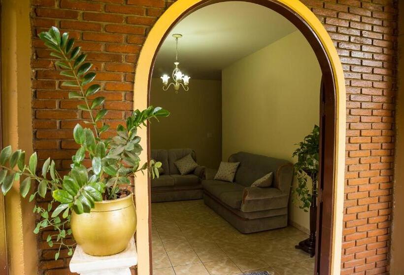 Standaard Éénpersoonskamer, Hostel Slg