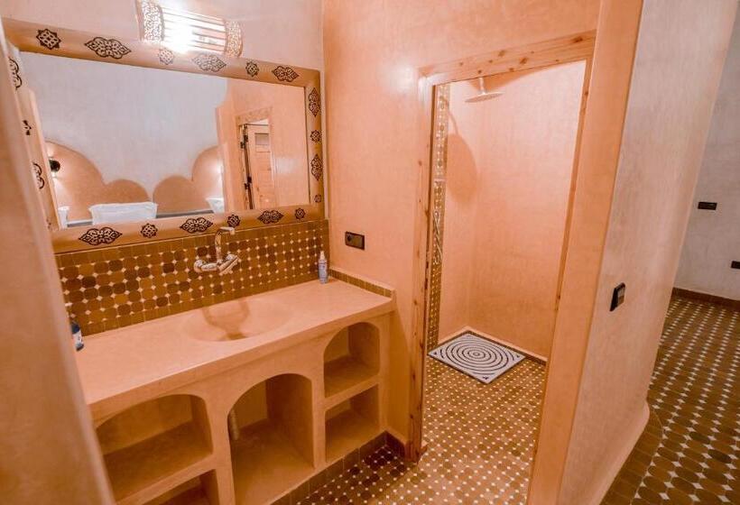 سوییت, Hassilabiad Appart