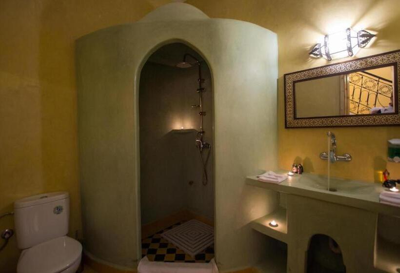 آپارتمان 1 خوابه با تراس, Hassilabiad Appart