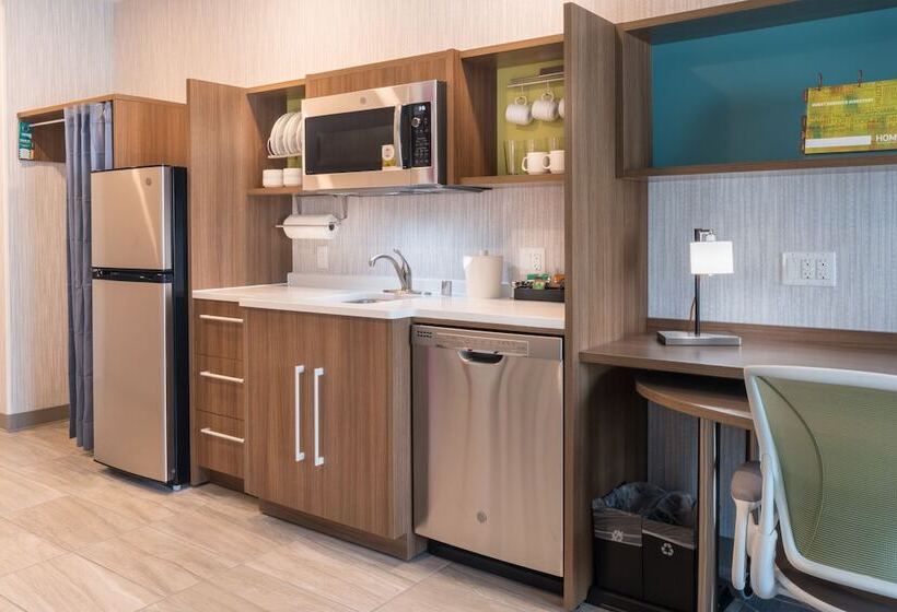 带大床的套房, Home2 Suites By Hilton Temecula